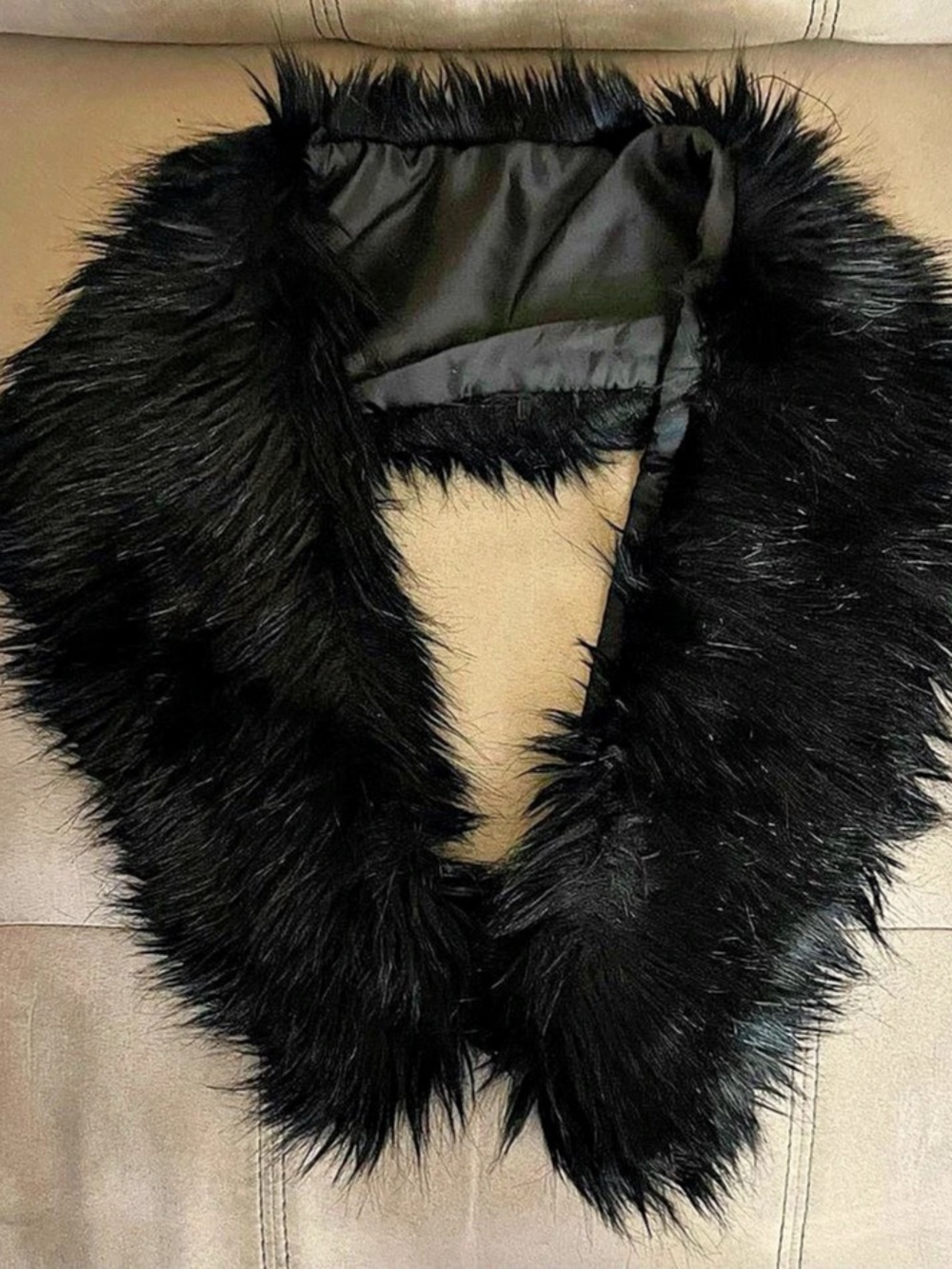 UNBRANDED Black Faux Fur Replacement Collar